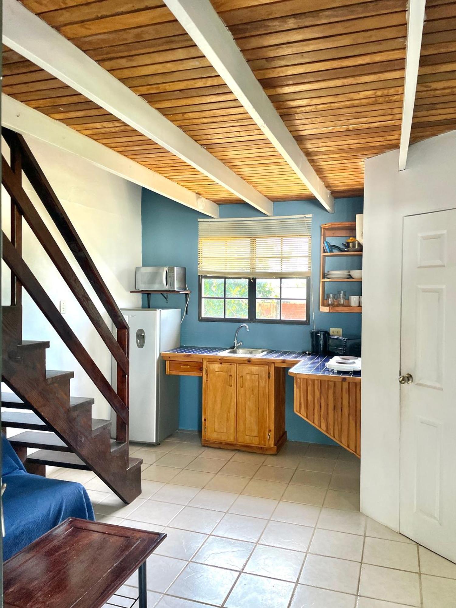 Bananaquit Tobago -Stay Near The Beach Crown Point Exteriör bild