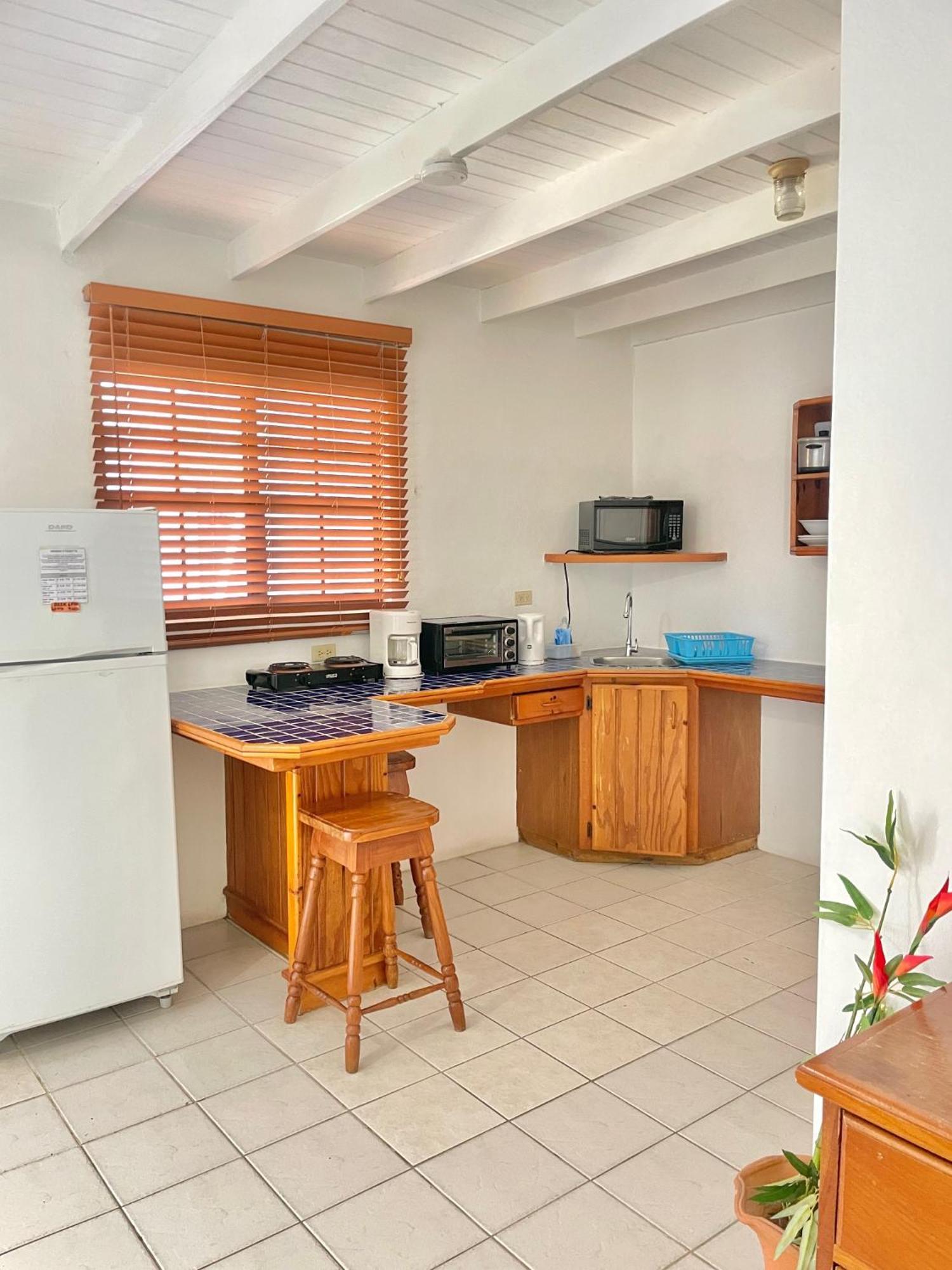 Bananaquit Tobago -Stay Near The Beach Crown Point Exteriör bild